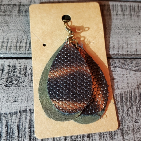 leather earrings (2) - Picture 1 of 1